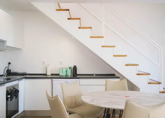 Апартаменты Guestready - Captain's 3e Near Alfama *